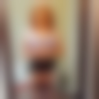 Appelle cette trans rousse flamboyante de Gagny