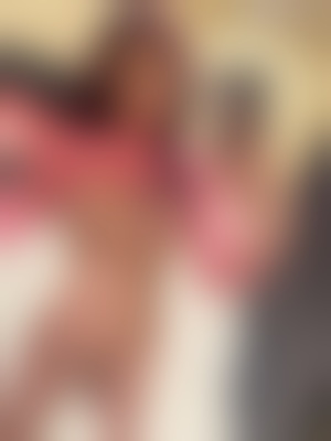 Bimbo aux gros seins du 94130