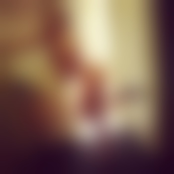 Grande travestie en talons hauts