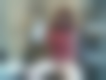 Poitrine volumineuse à Saint-Berthevin 53940