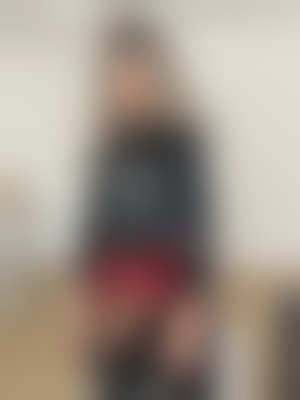 T-Girl dans l’Aube au gland énorme