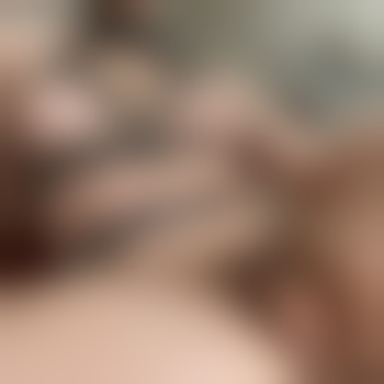 Bondage et épilation avec shemal à pubis velu Saverne 67700