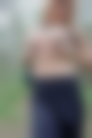 Explorer la nature de la Charente et ta sexualité avec une tranni
