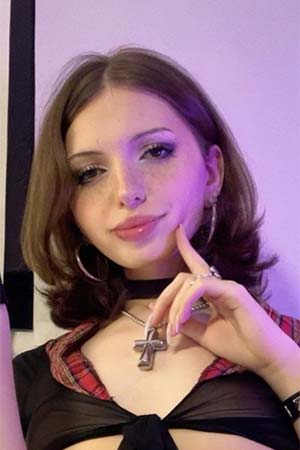 Fétiche écolière avec une petite trans sur les Herbiers