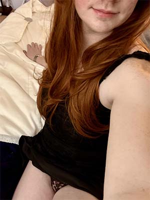 Je déroule mon prépuce de transex pour toi sur Vimy