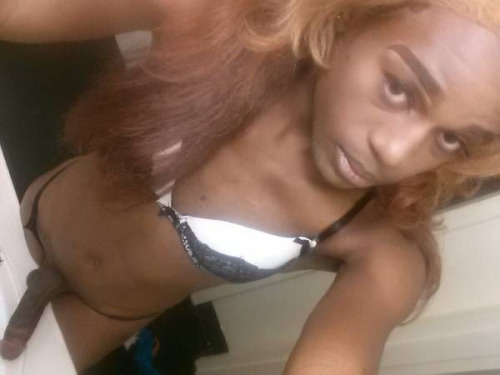 Transexuel black sur Auxerre (89)